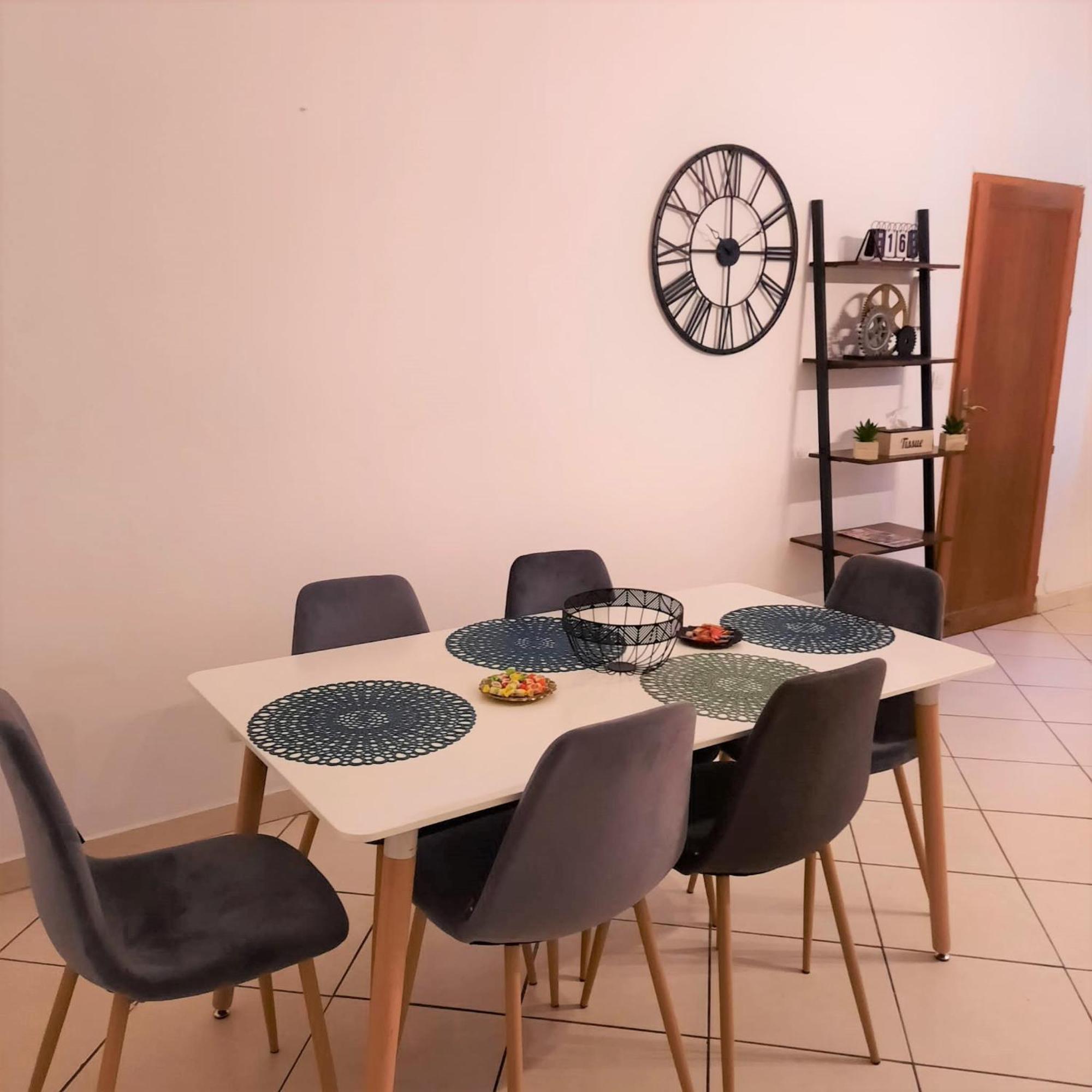 Le Albert 1Er Beziers Appartements Tout Equipes Béziers Exterior foto