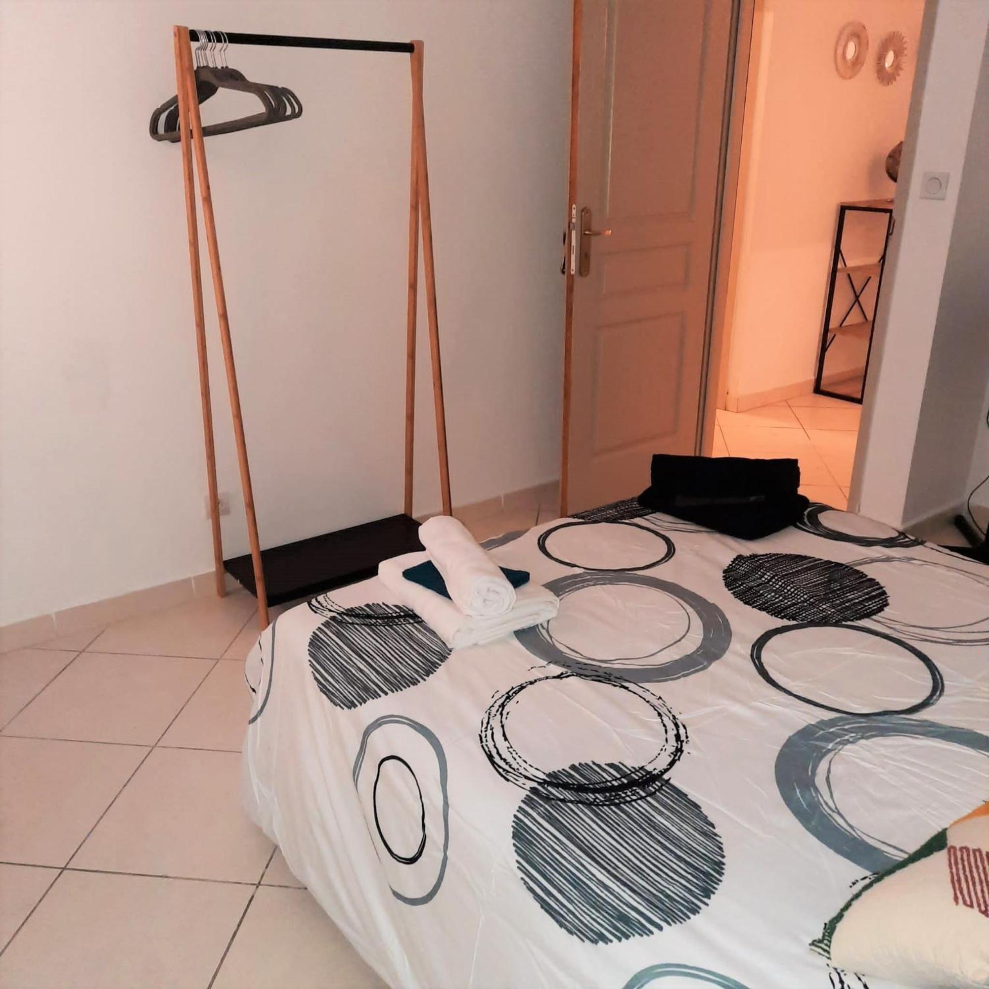 Le Albert 1Er Beziers Appartements Tout Equipes Béziers Exterior foto